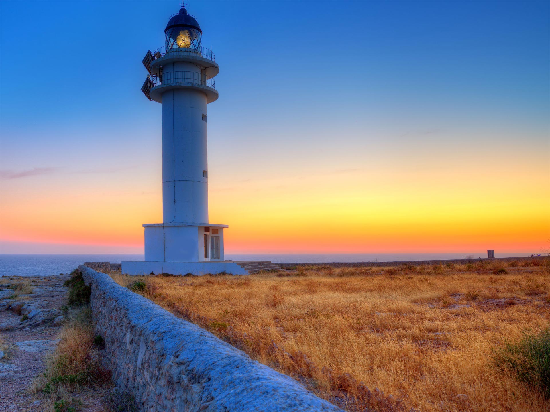 Tramonto al Faro di Cap de Barbaria Formentera